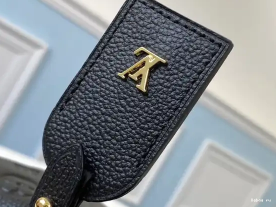 SOUPLE LOUIS MALLE PETITE VUITTON 0425